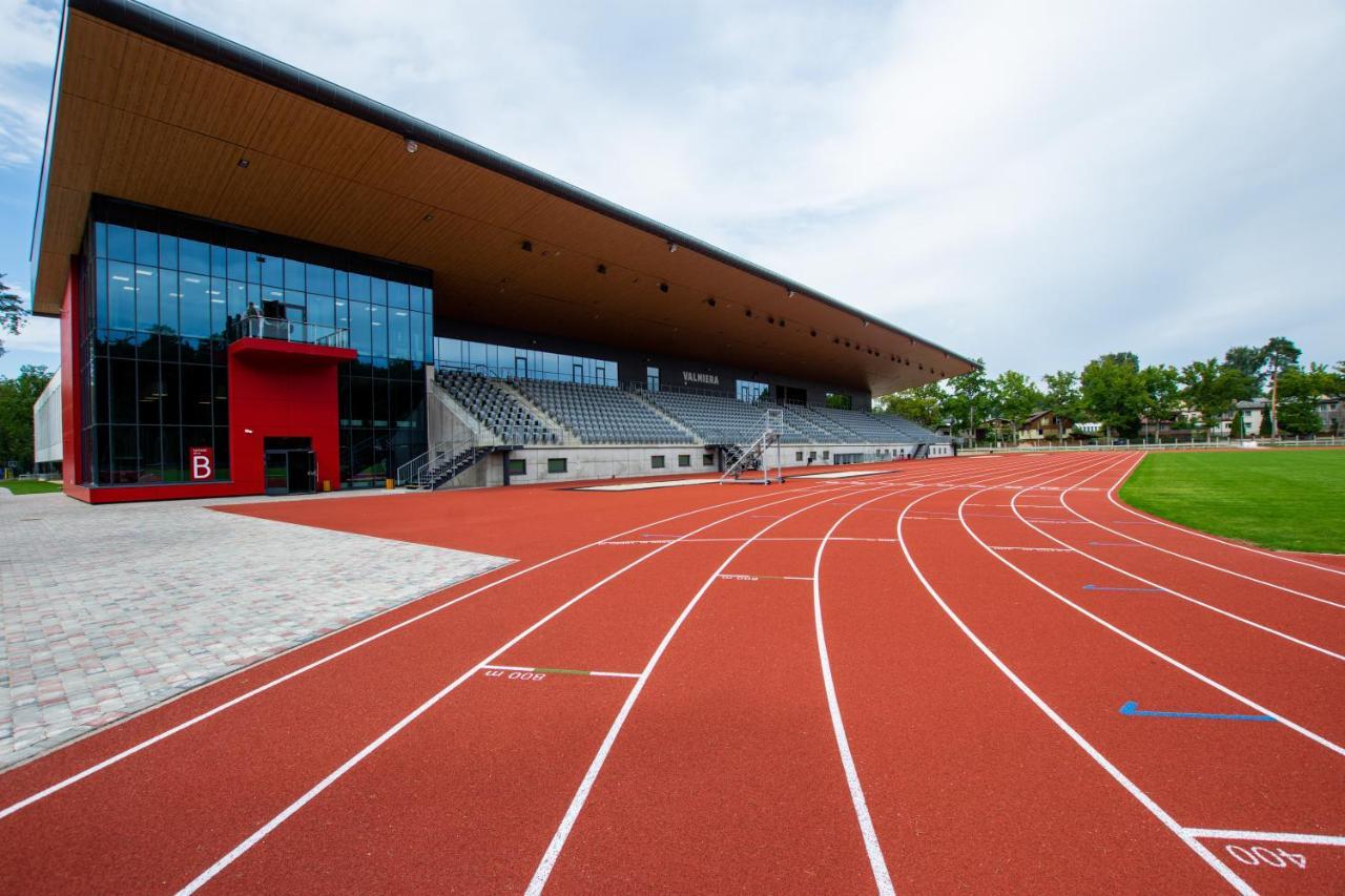 Stadium Hotel Valmiera Dış mekan fotoğraf